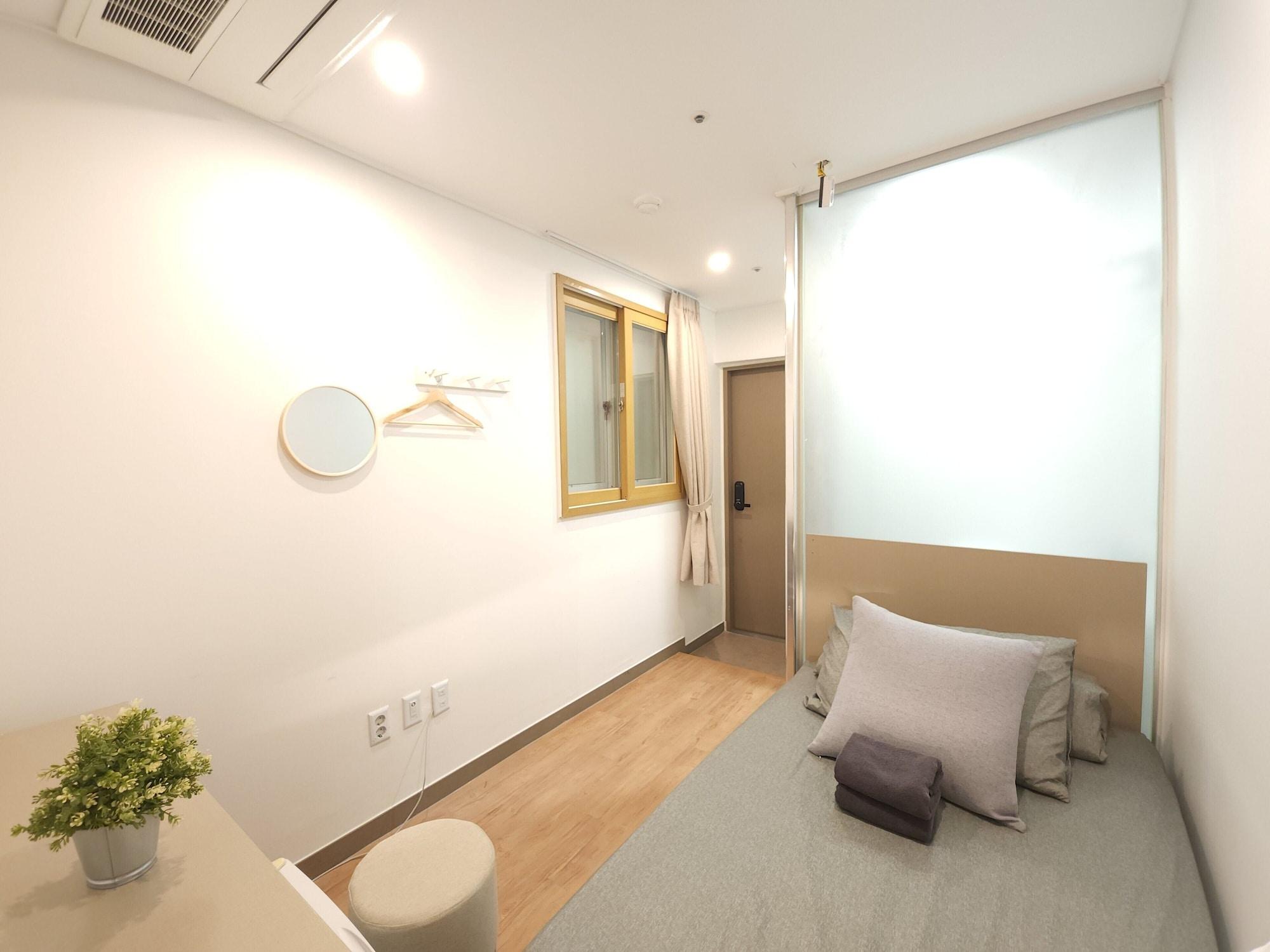 Oyo Myeongdong 2 Albergue