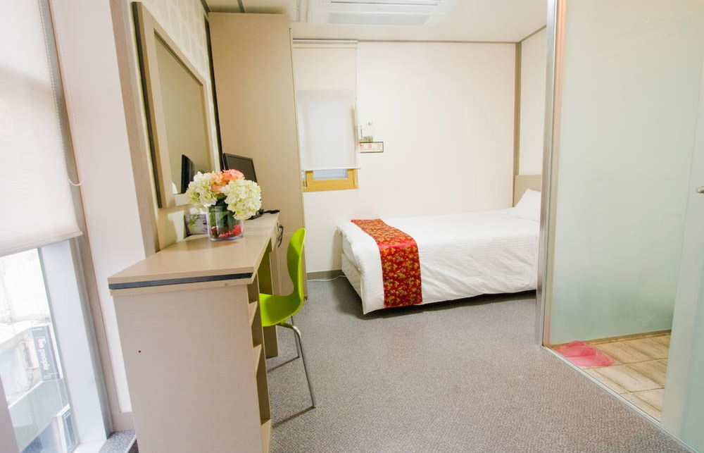 Oyo Myeongdong 2 Albergue *